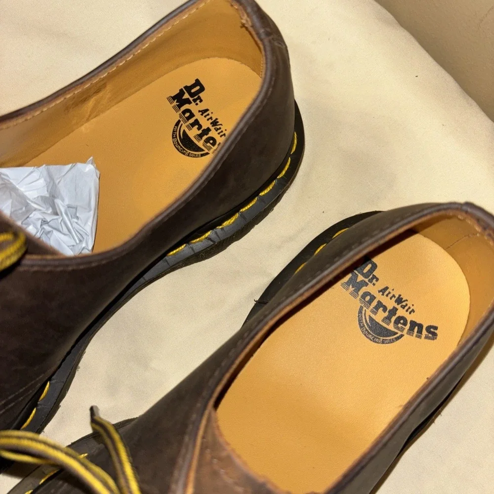 New Dr. Martens 1461 Crazy Horse Women 10 Men 9 Leather Oxford Shoes Brown $160